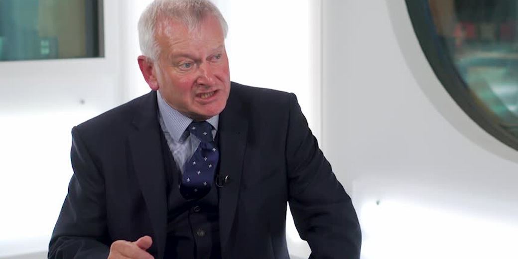 Stephen Lansdown sells £129m HL stake on record highs