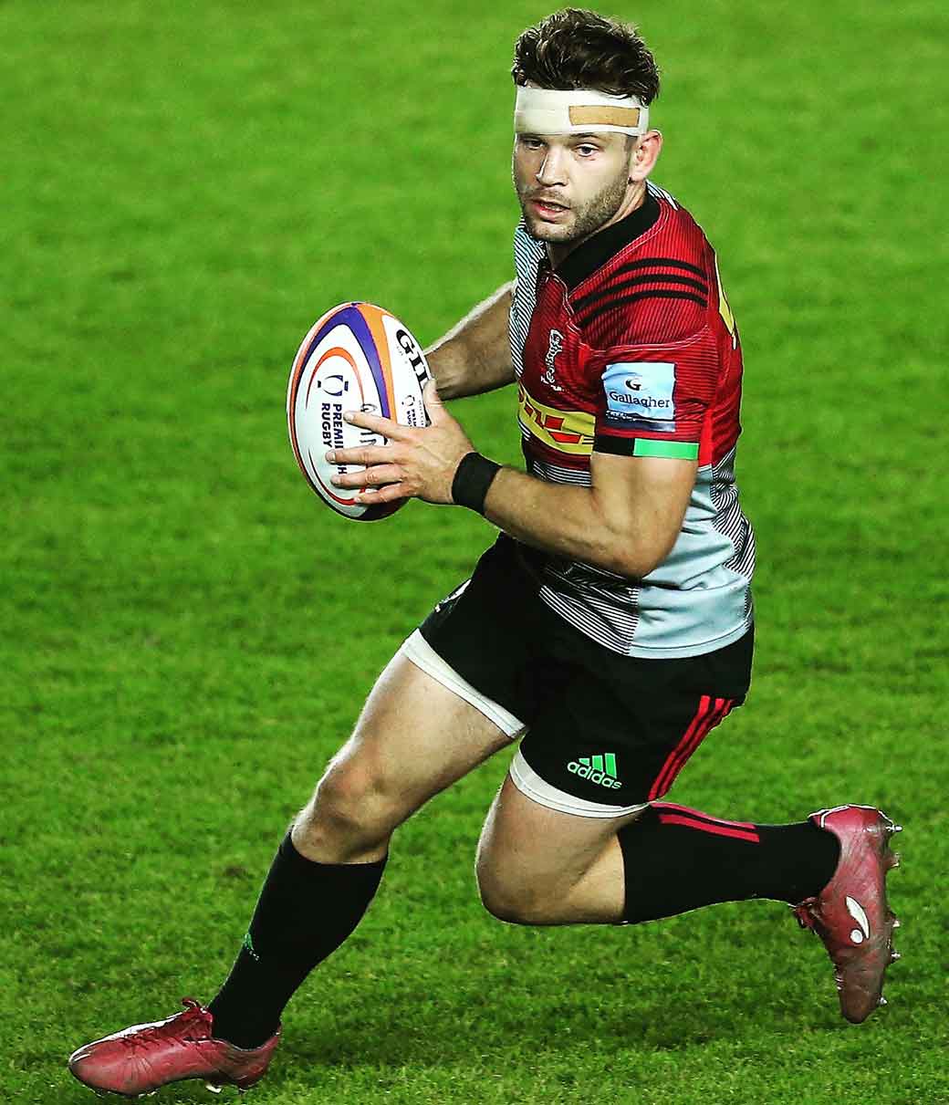 From rucks to client reviews: Dave Lewis’ journey to financial advice